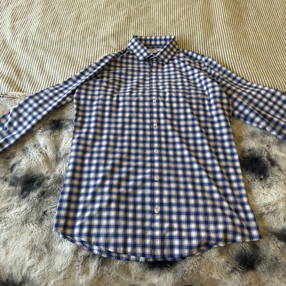 Mizzen+Main Blue and White Casual Button Down Shirt